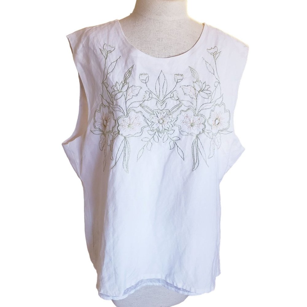 Sherry Taylor embroidered blouse size 2XL floral white linen‎ feel white